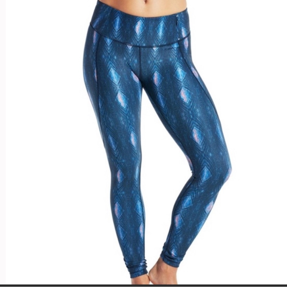 Calia by‎ Carrie Underwood Leggings Small Ruched B9